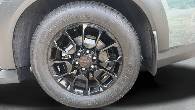 Used 2025 Nissan Armada PRO-4X AWD/4WD image 47