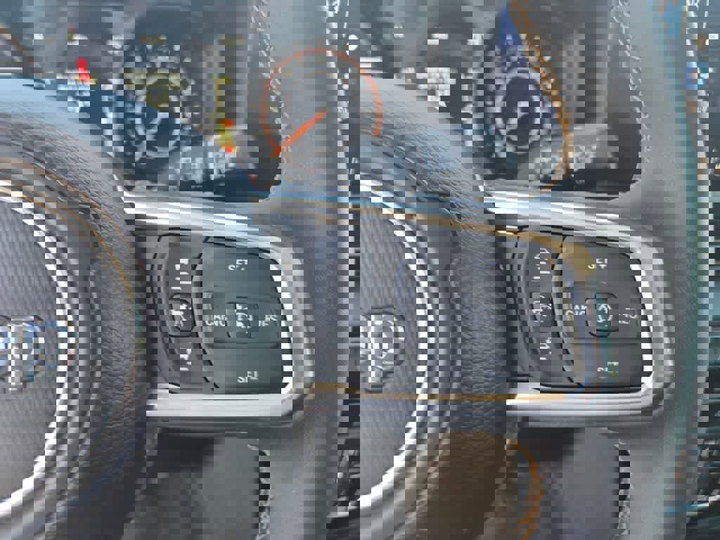 Used 2025 Jeep Wrangler Sahara image 20