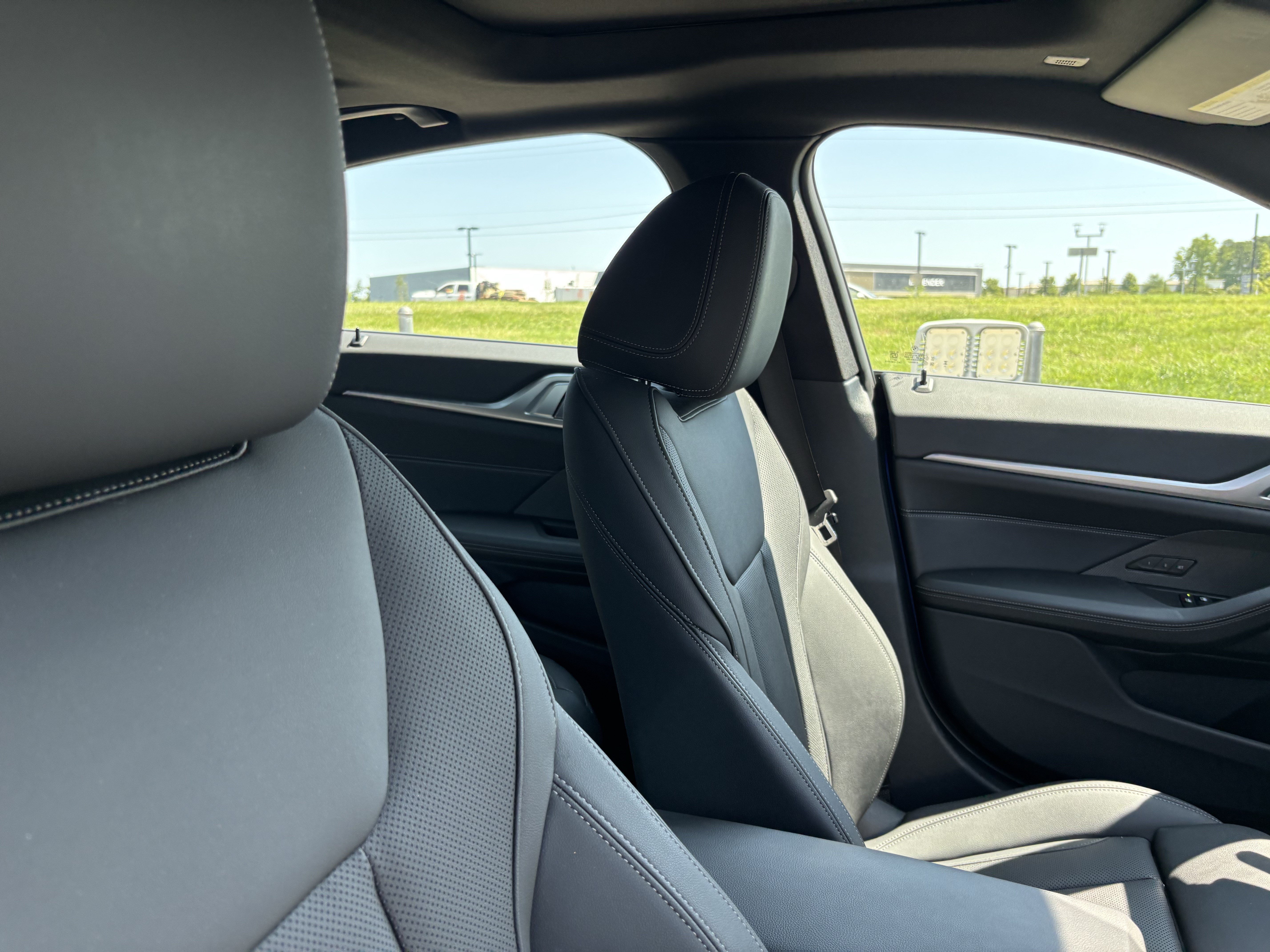 Certified 2025 BMW M440i RWD image 35