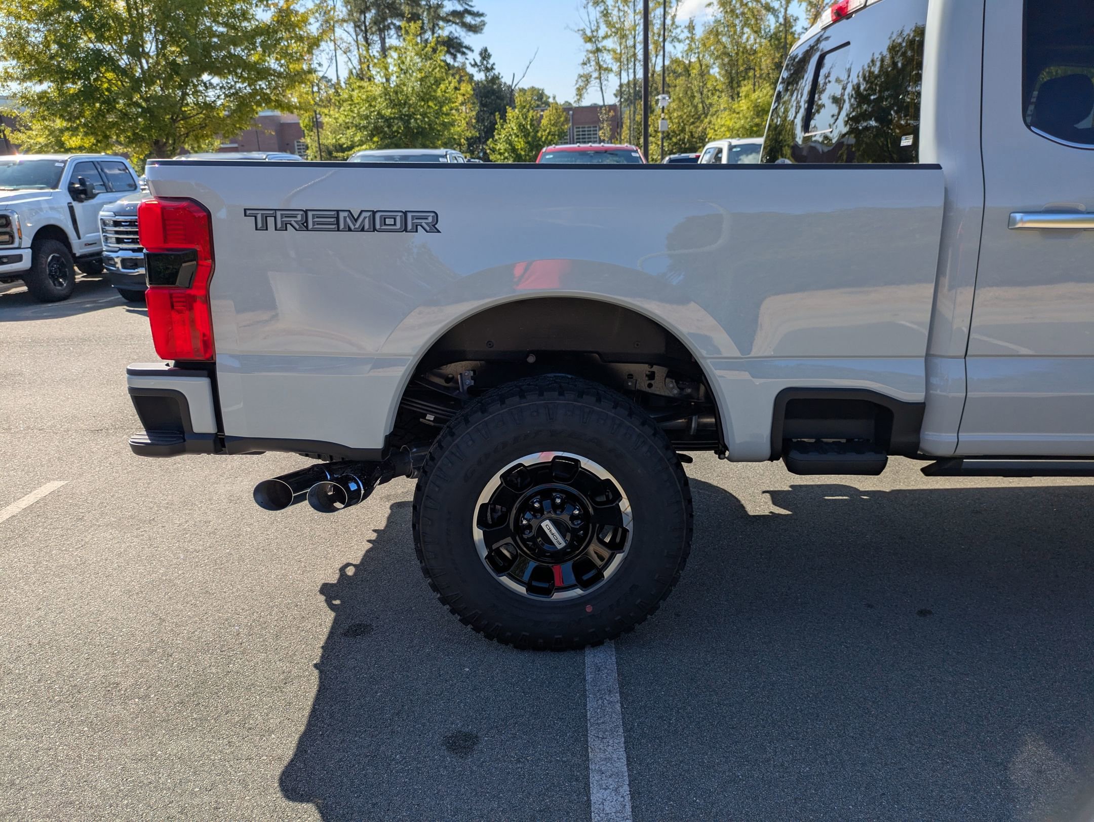 New 2026 Ford F250 Platinum w/ Platinum Plus Package image 39