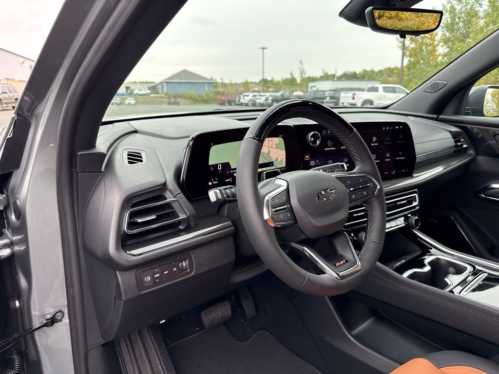 New 2027 Chevrolet Traverse Z71 w/ Enhanced Driving Package AWD/4WD image 26