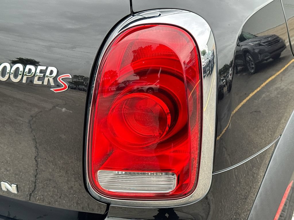 Used 2019 MINI Cooper Countryman S w/ Premium Package FWD image 35
