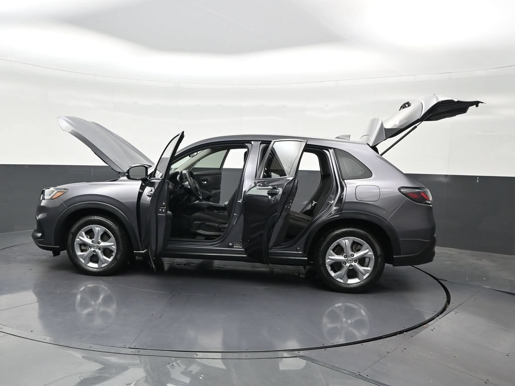 Used 2024 Honda HR-V LX image 37