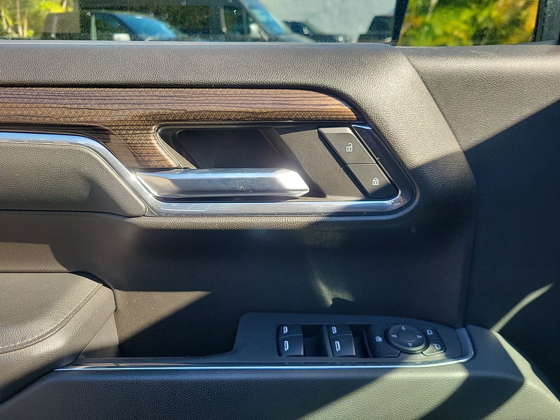 Used 2024 Chevrolet Silverado 1500 LT Trail Boss w/ LT Trail Boss Premium Package image 21