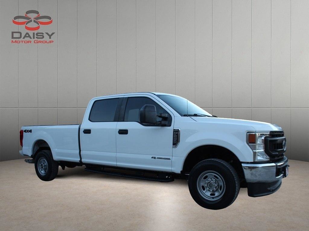 Used 2021 Ford F250 XL w/ Power Equipment Group AWD/4WD image 3