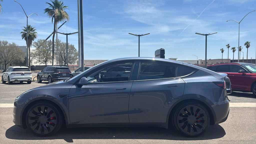Used 2022 Tesla Model Y Performance AWD/4WD image 4