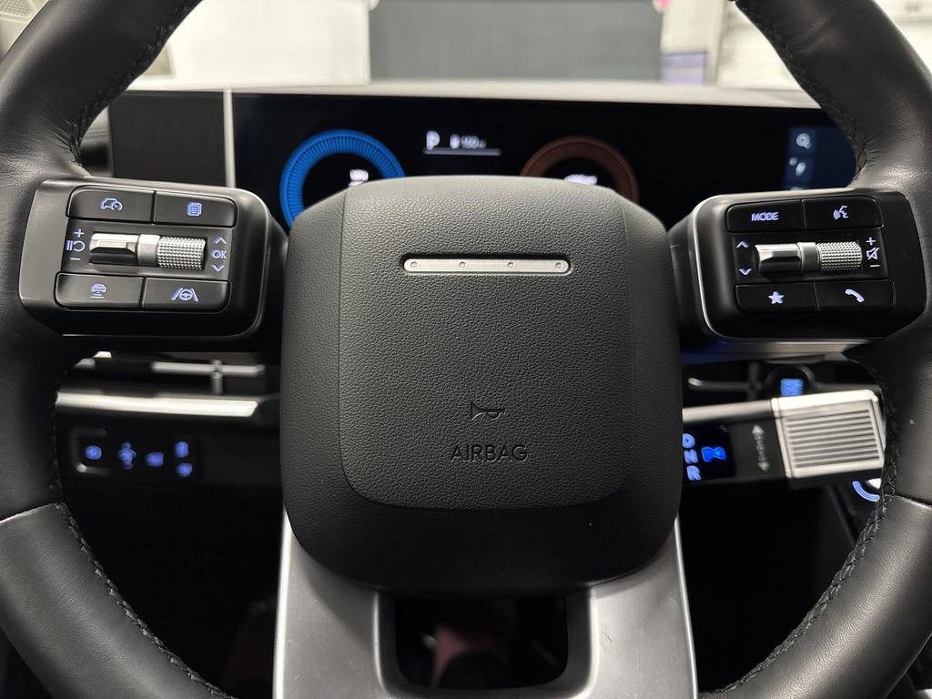 Used 2025 Hyundai Santa Fe XRT image 18