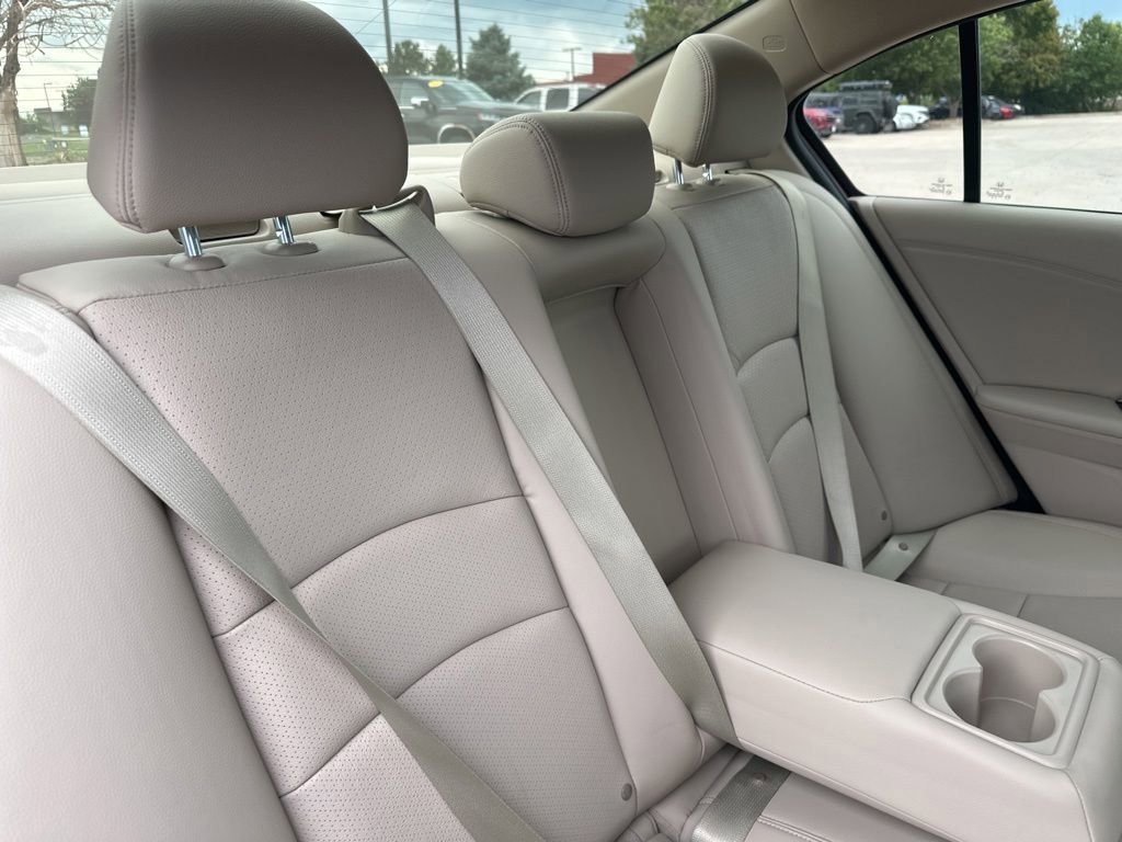 Used 2013 Honda Accord EX-L image 25