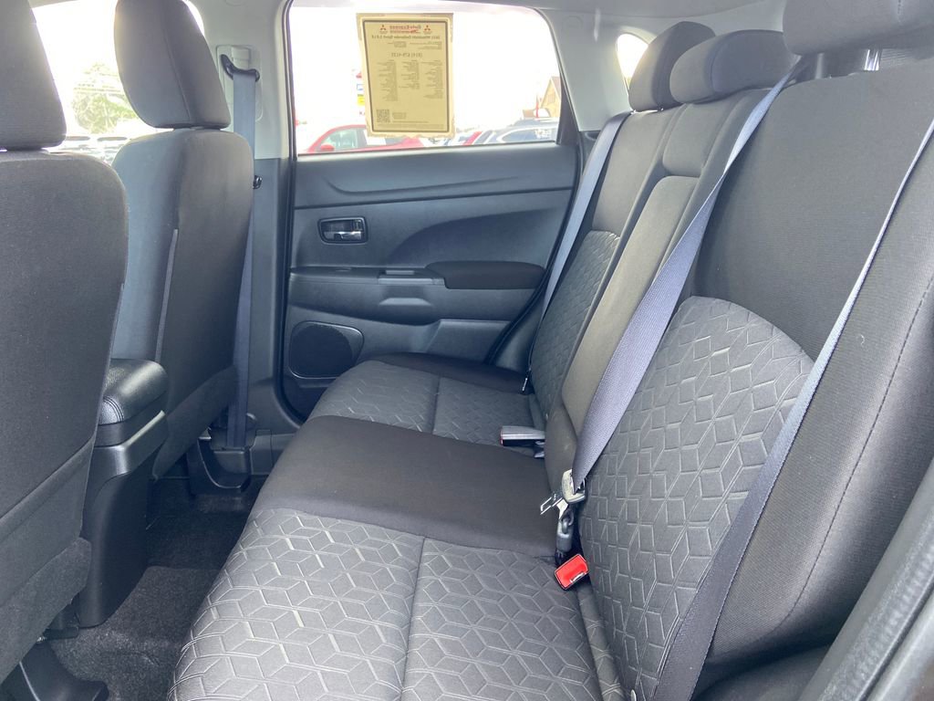 Used 2021 Mitsubishi Outlander Sport LE image 16