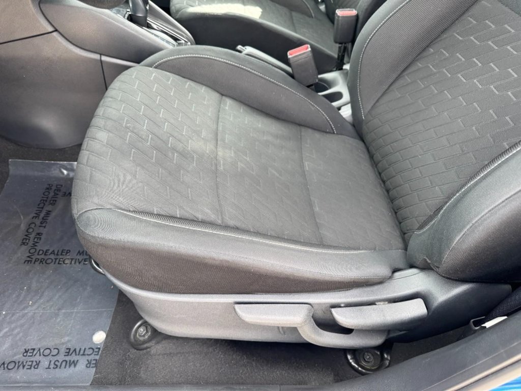 Used 2022 Nissan Kicks S FWD image 14
