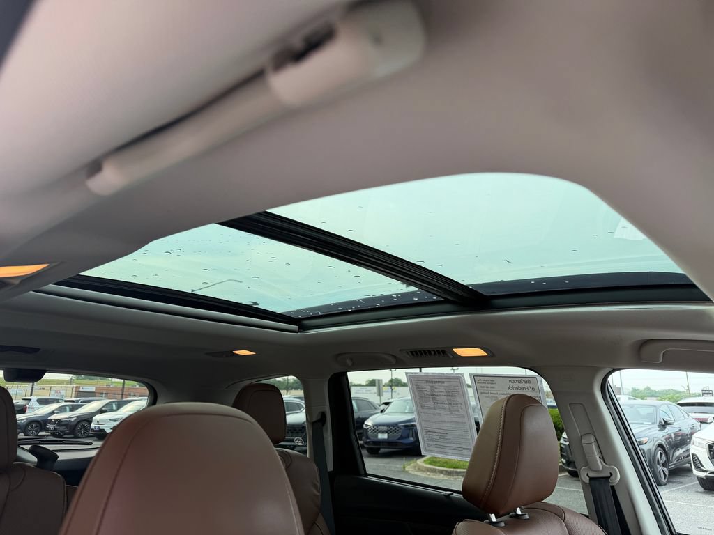 Used 2019 Subaru Ascent Touring AWD/4WD image 17