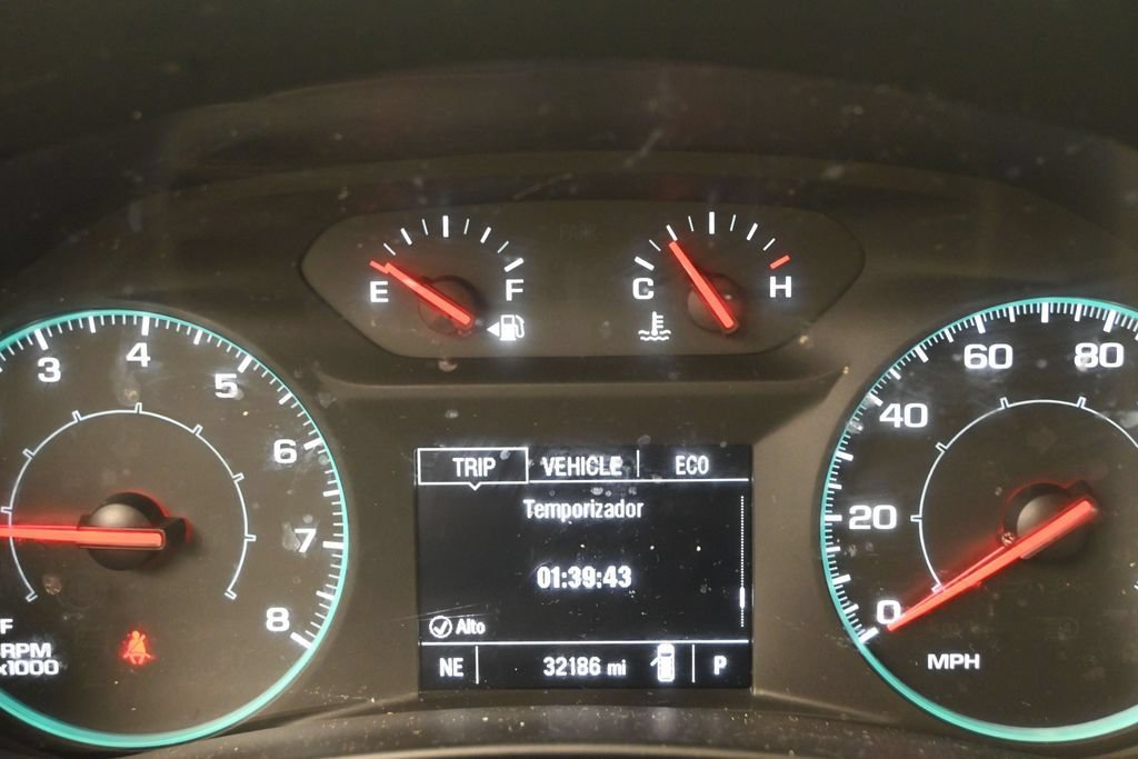Used 2024 Chevrolet Equinox LS w/ Driver Confidence II Package FWD image 13