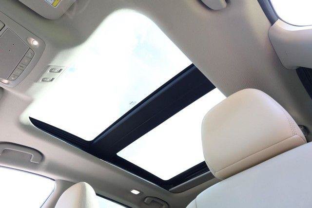 Used 2020 Nissan Murano SL w/ Moonroof Package FWD image 10