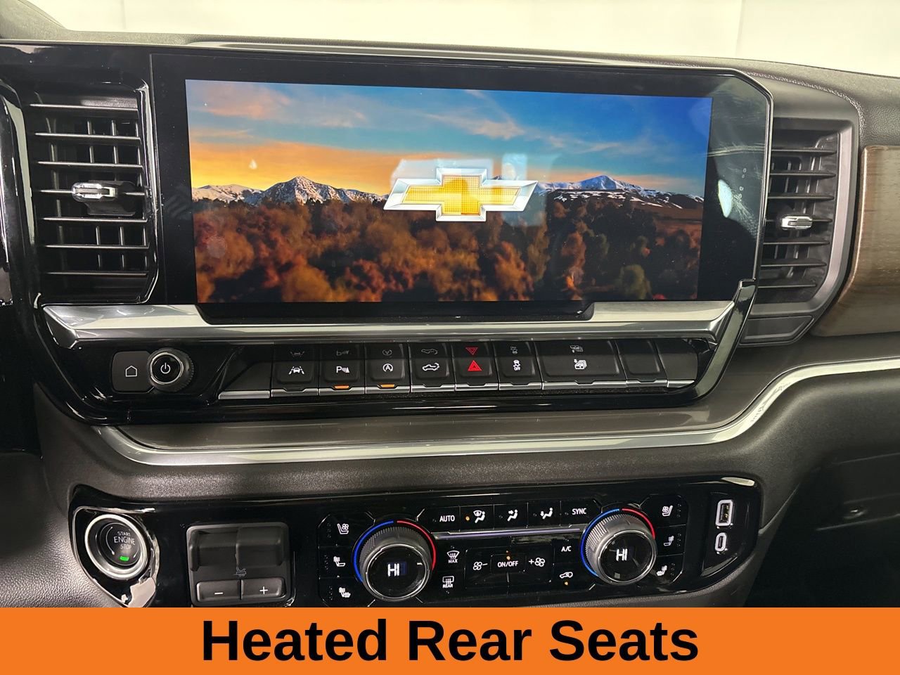 Used 2025 Chevrolet Silverado 1500 High Country w/ Technology Package image 15