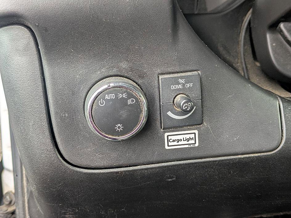 Used 2018 GMC Savana 3500 Extended w/ Driver Convenience Package image 15