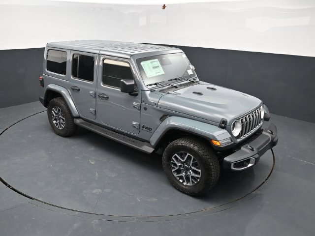 New 2026 Jeep Wrangler Unlimited Sahara AWD/4WD image 43