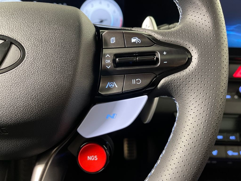 Certified 2024 Hyundai Elantra N image 29