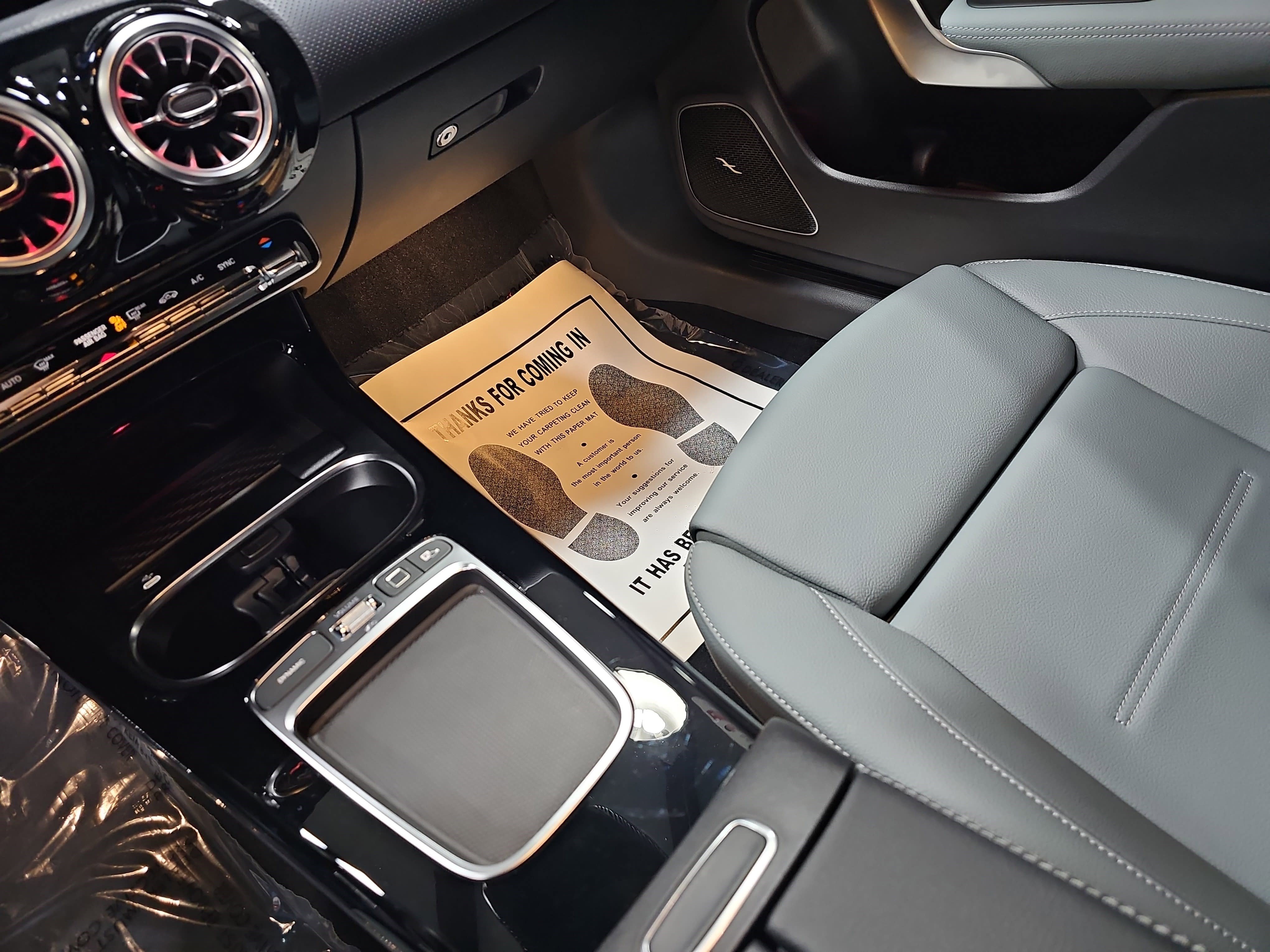 Used 2025 Mercedes-Benz CLA 35 AMG 4MATIC image 28