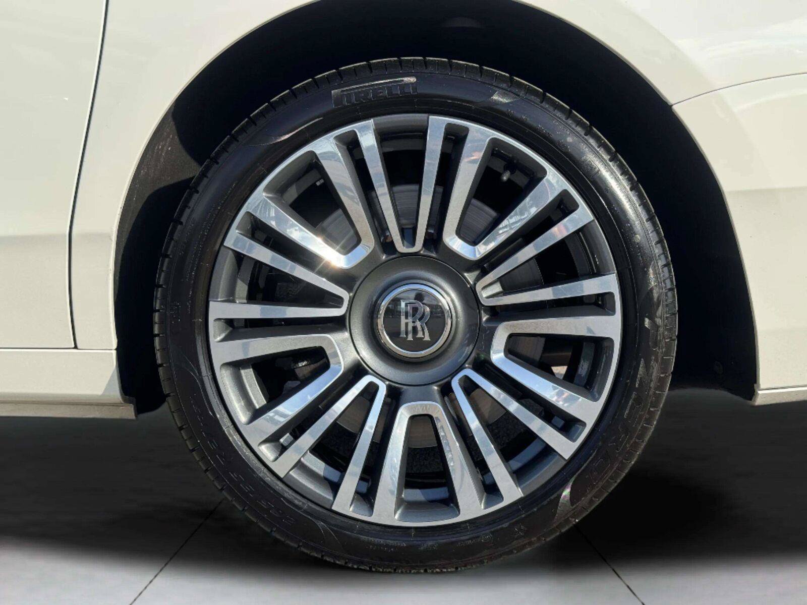 Used 2021 Rolls-Royce Ghost AWD/4WD image 68