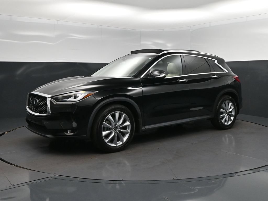 Certified 2022 INFINITI QX50 Essential AWD/4WD image 3