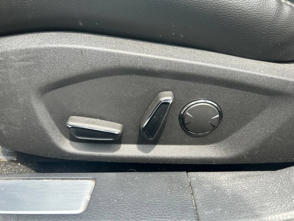 Used 2013 Ford Fusion Titanium FWD image 6