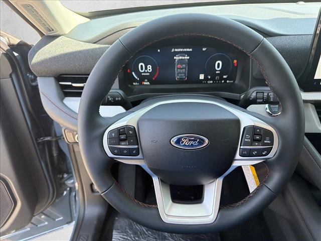 New 2026 Ford Explorer Active RWD image 12