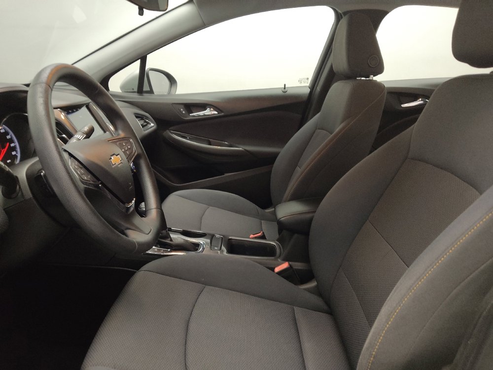 Used 2019 Chevrolet Cruze LS w/ LS Convenience Package FWD image 17