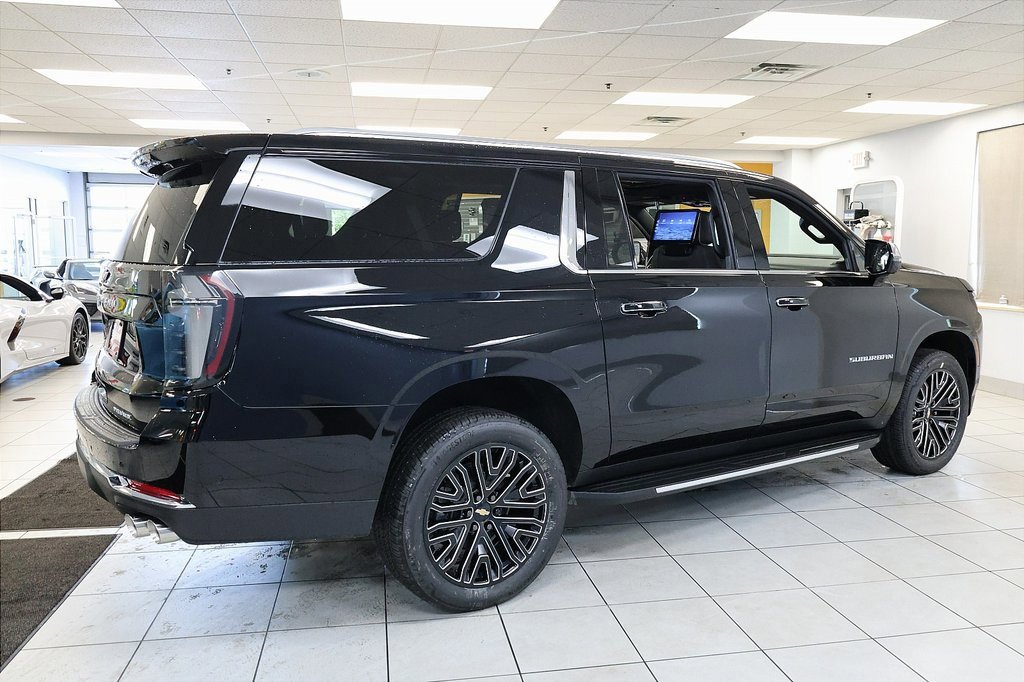 New 2026 Chevrolet Suburban Premier image 6