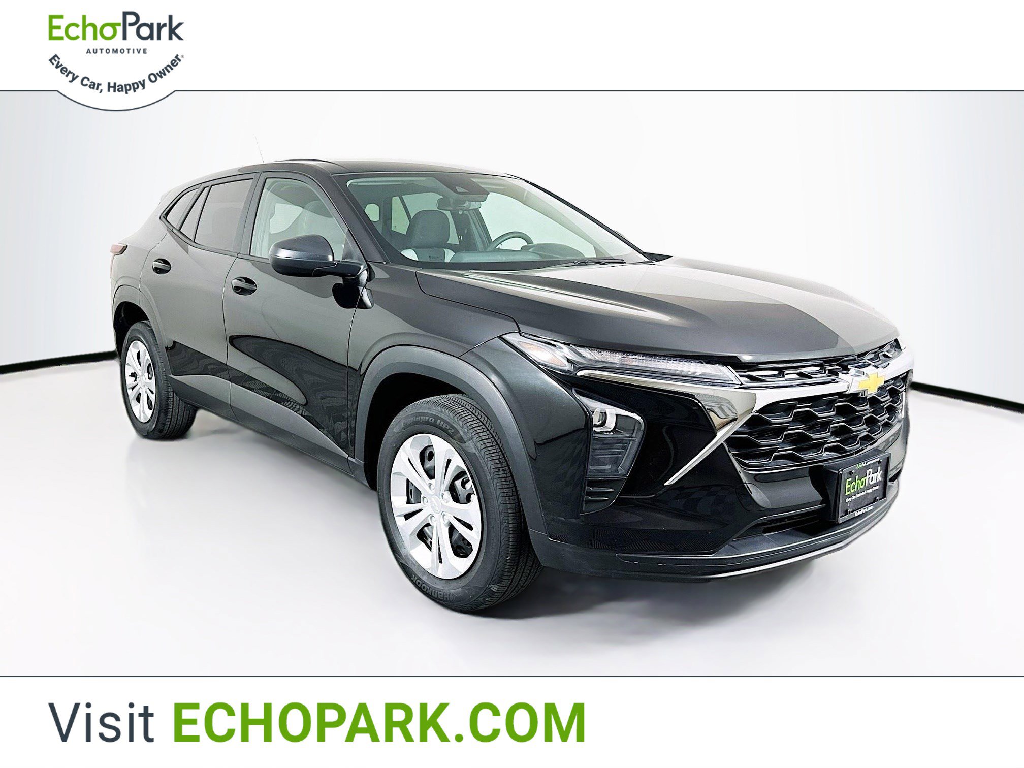 Used 2025 Chevrolet Trax LS