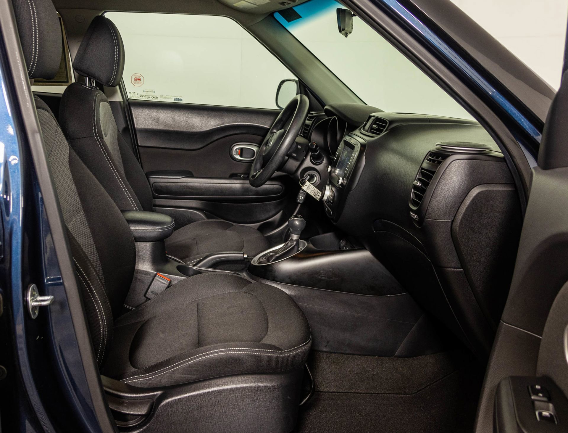 Used 2018 Kia Soul + FWD image 43