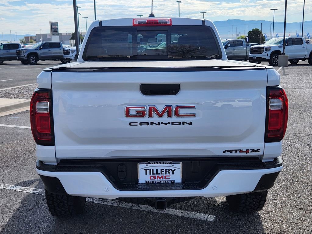 Used 2023 GMC Canyon AT4X image 9