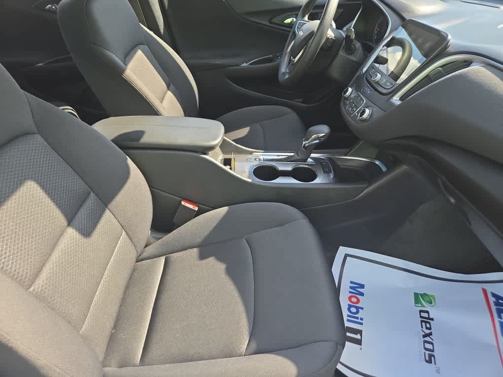 New 2025 Chevrolet Malibu LT FWD image 37