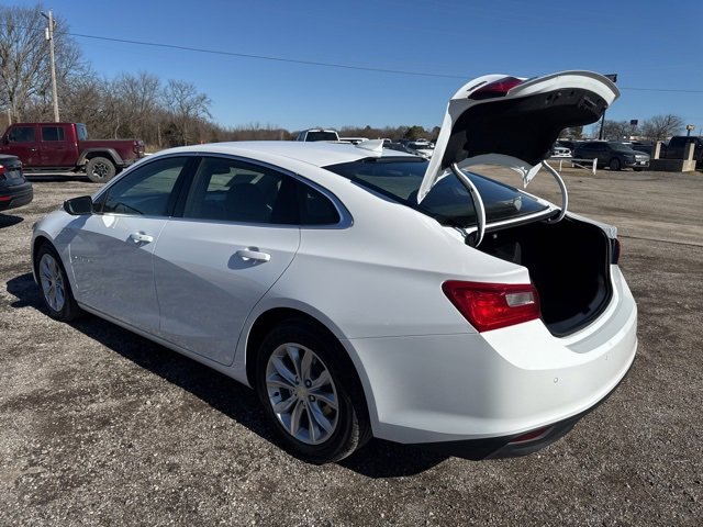 Used 2025 Chevrolet Malibu LT image 4