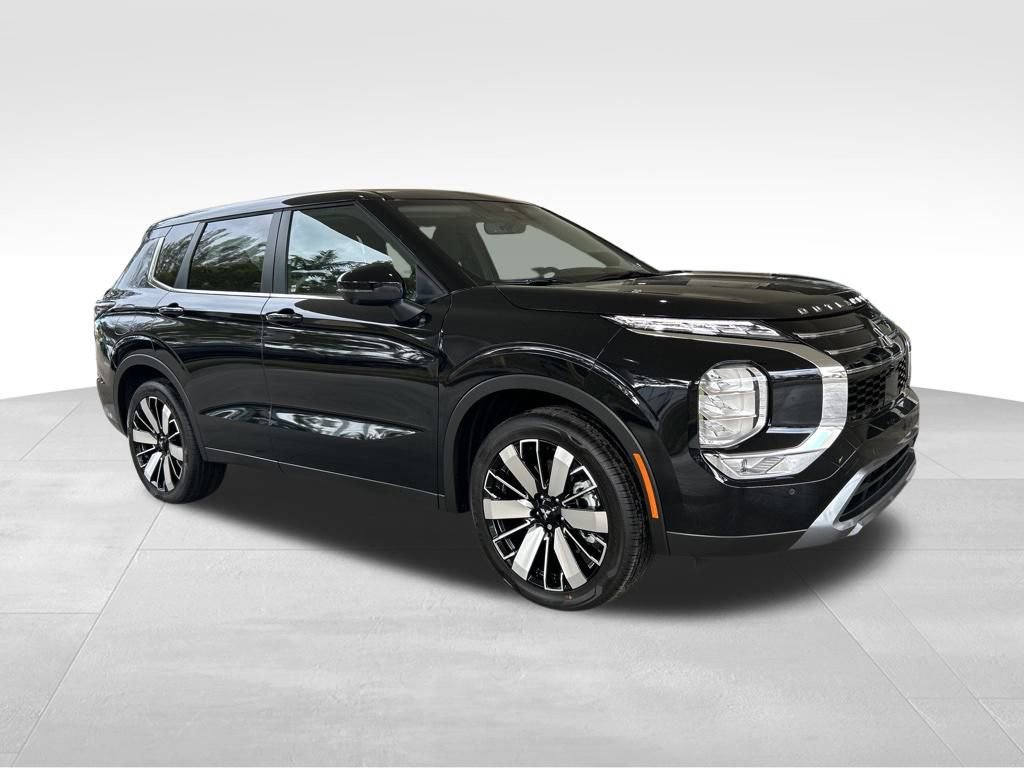 New 2026 Mitsubishi Outlander SE video 2