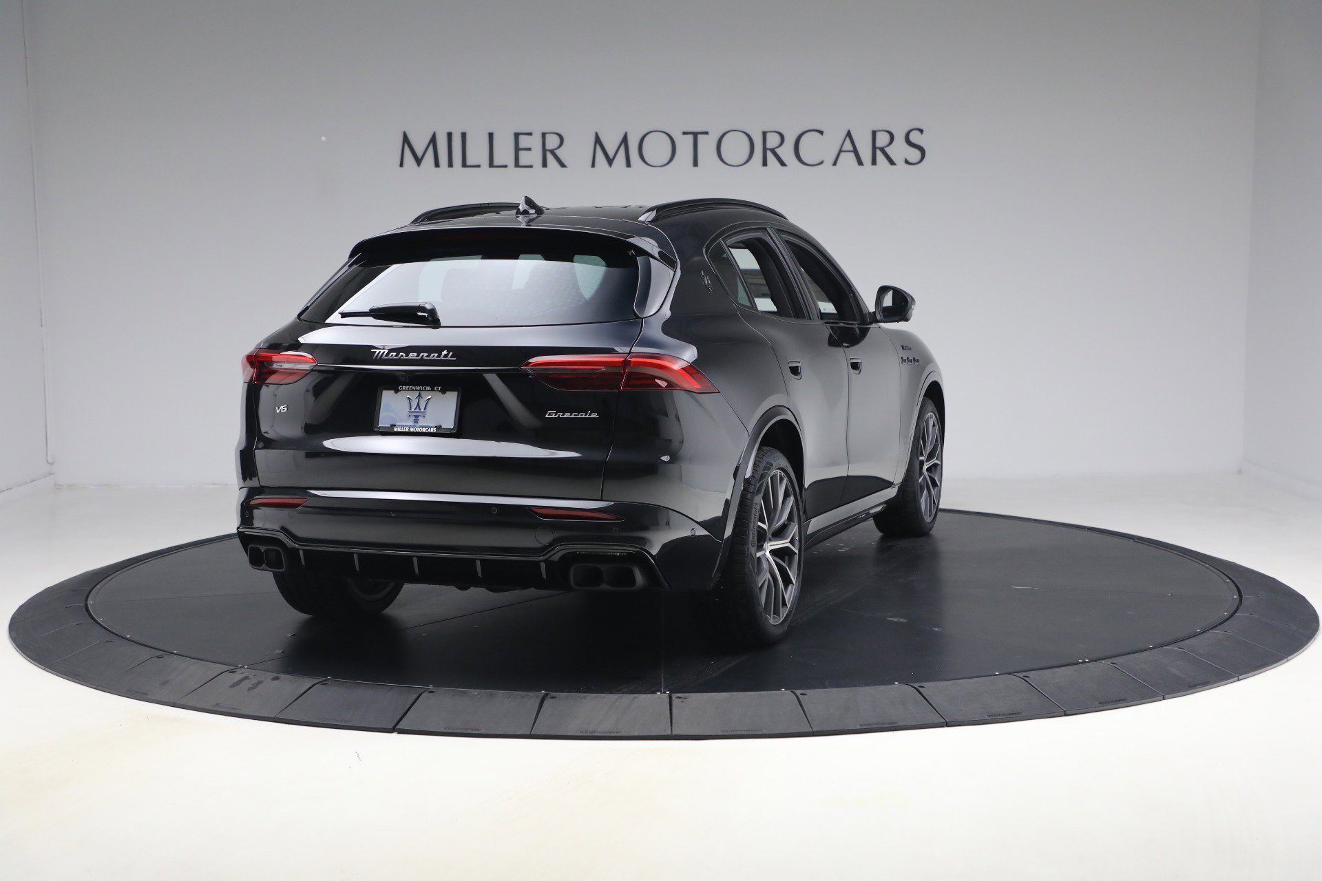 New 2026 Maserati Grecale Modena image 7