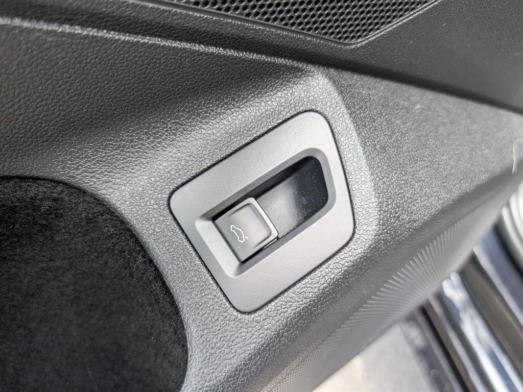 Certified 2021 Volkswagen Arteon SEL Premium image 33