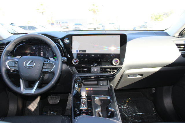 Used 2026 Lexus NX 350h AWD w/ Cold Area Package image 10