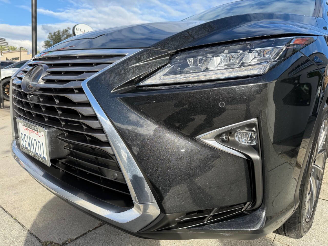 Used 2018 Lexus RX 350L Luxury w/ Accessory Package image 16