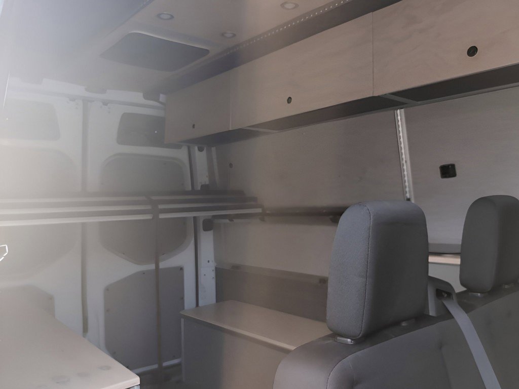 Used 2021 Freightliner Sprinter 2500 image 22