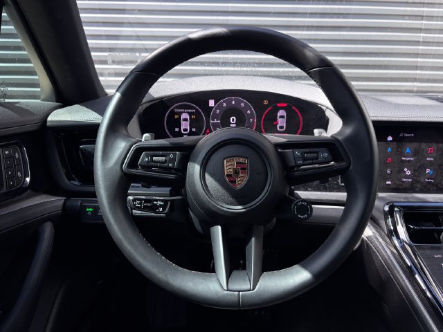 Certified 2025 Porsche Panamera RWD image 14