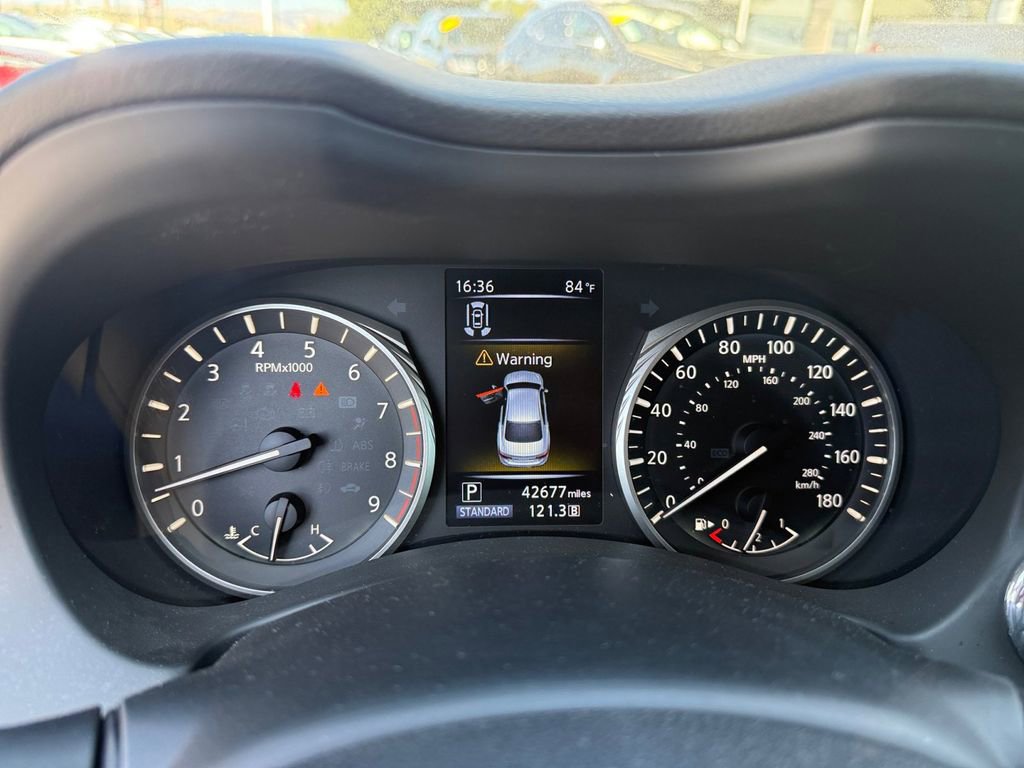 Used 2022 INFINITI Q50 Luxe w/ Cargo Package image 20