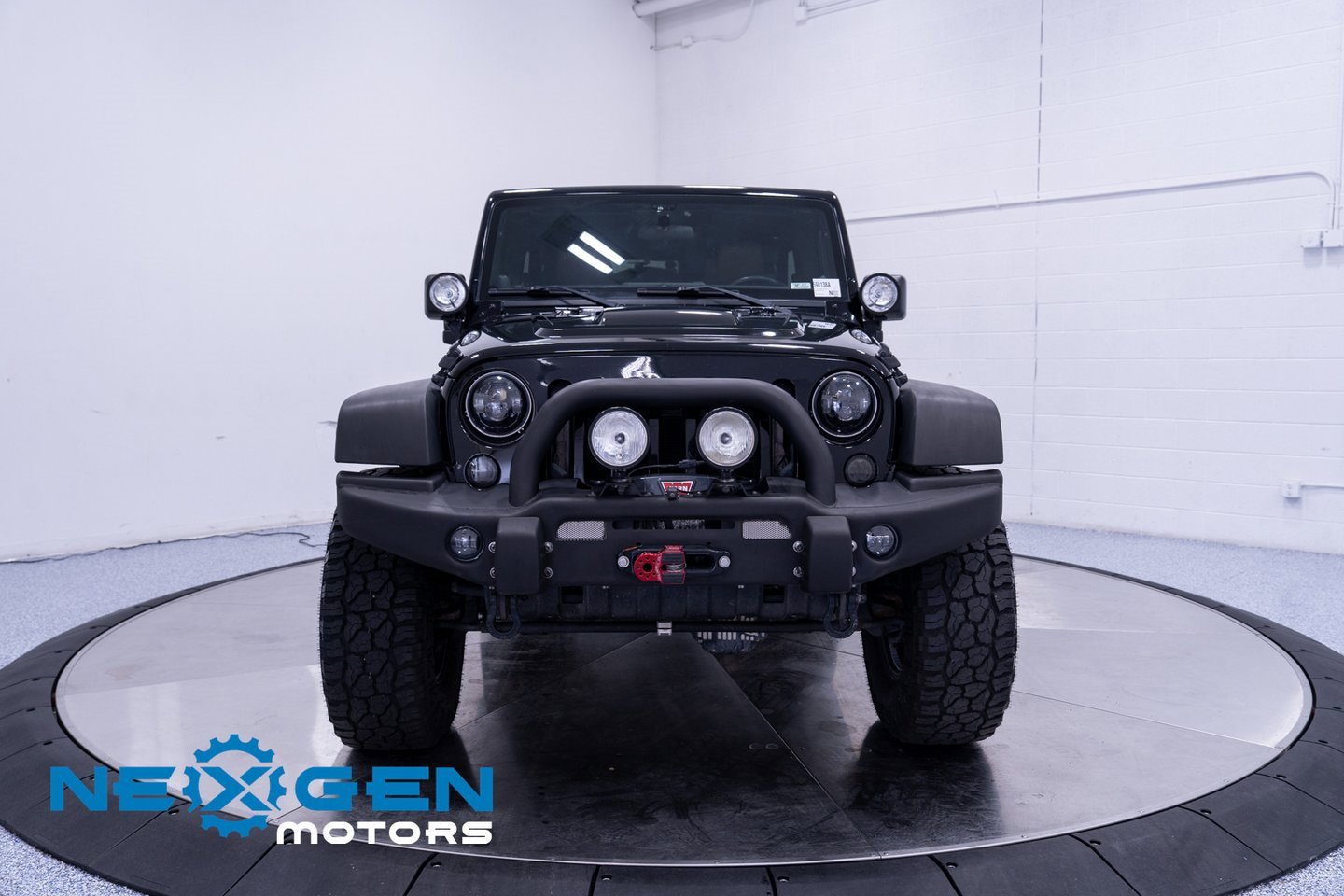 Used 2011 Jeep Wrangler Unlimited Rubicon image 4