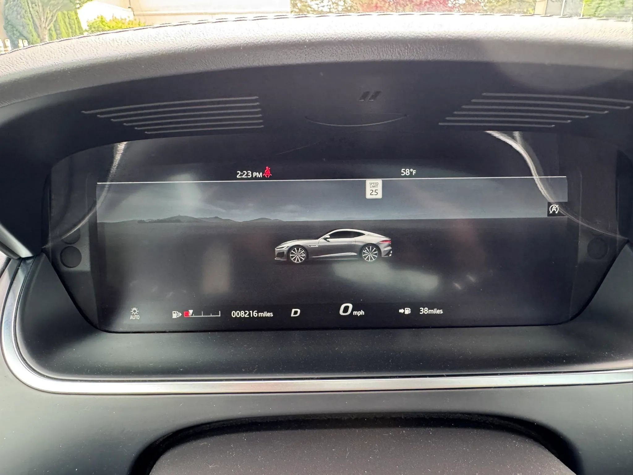 Used 2023 Jaguar F-TYPE Coupe RWD image 33