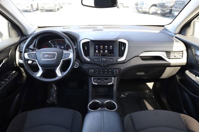 Used 2024 GMC Terrain SLE image 13