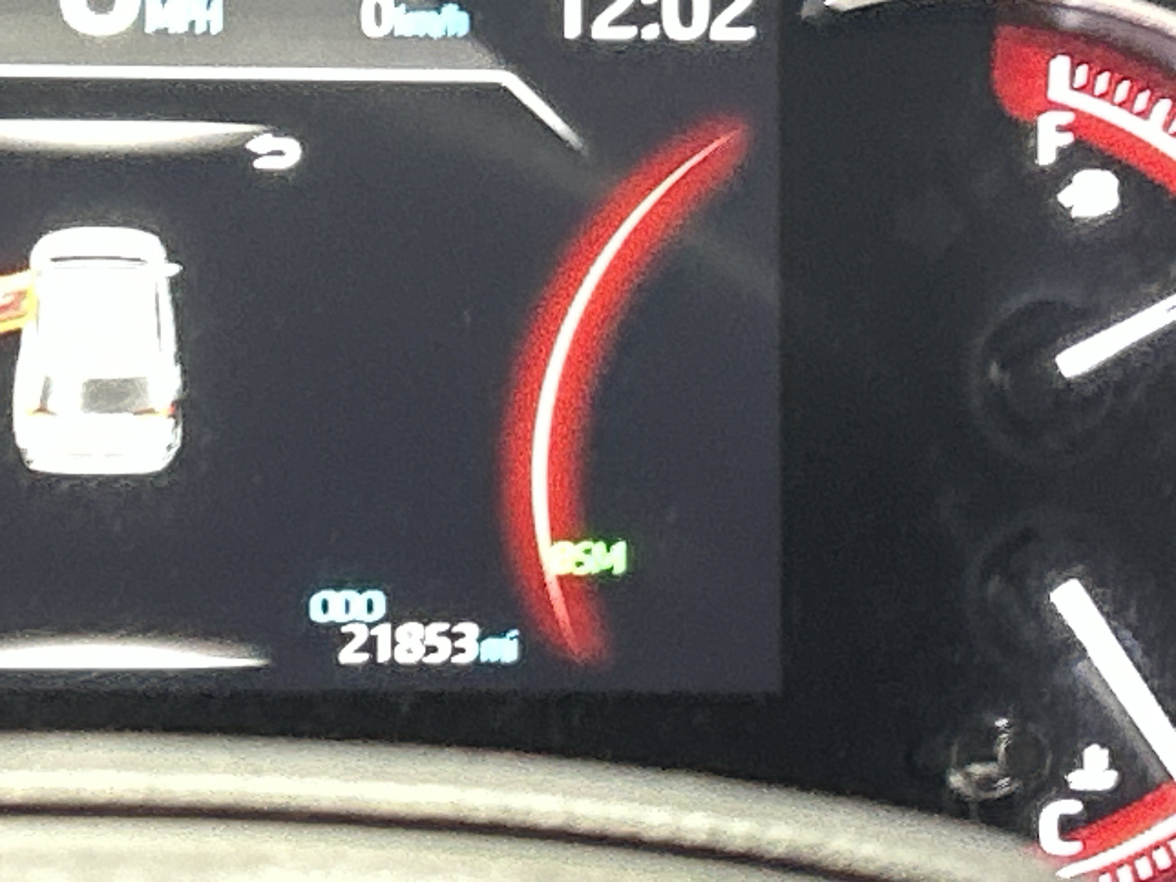 Used 2025 Toyota RAV4 XLE FWD image 22