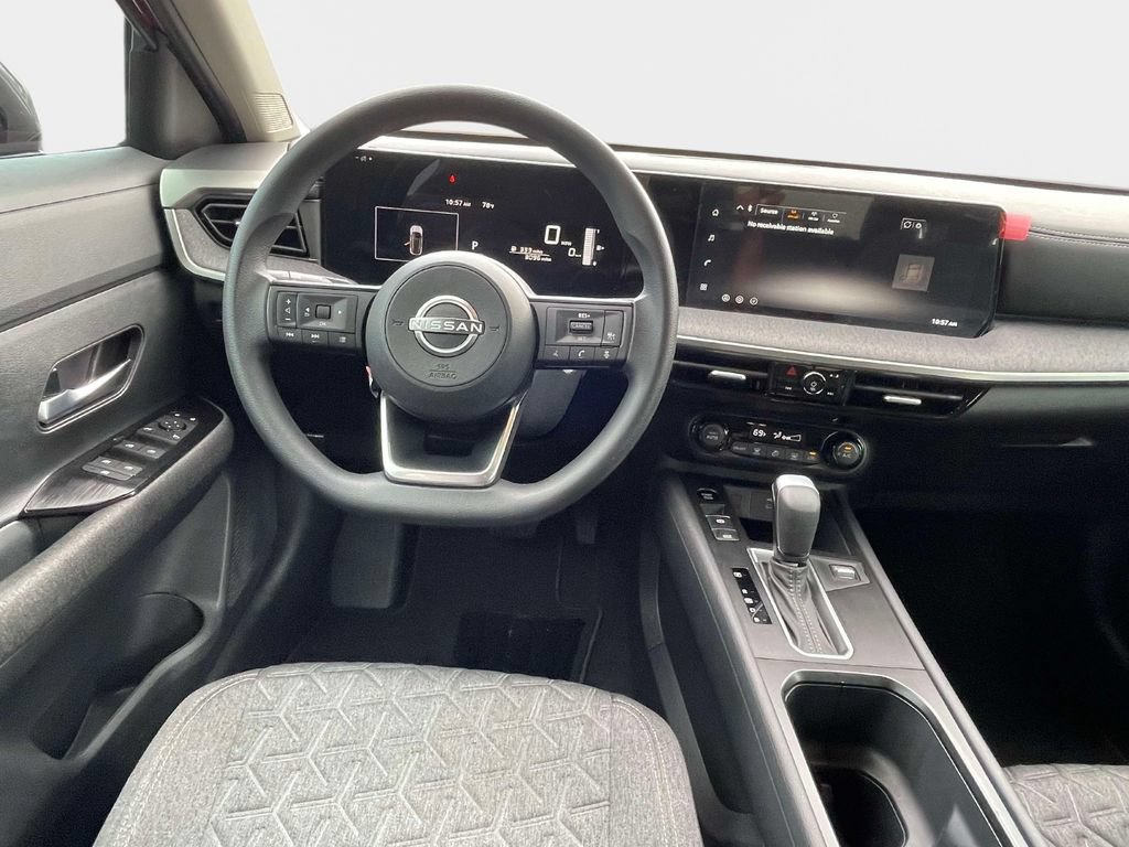 Used 2026 Nissan Kicks SV FWD image 10