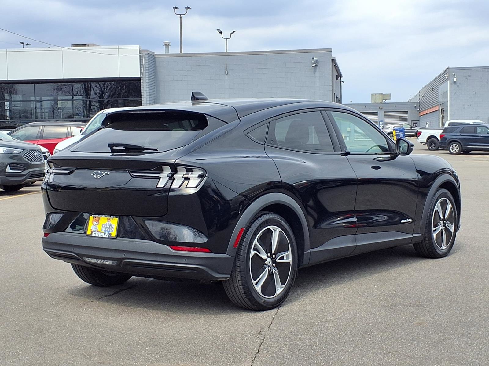 Used 2021 Ford Mustang Mach-E Select w/ Comfort/Appearance Package image 2