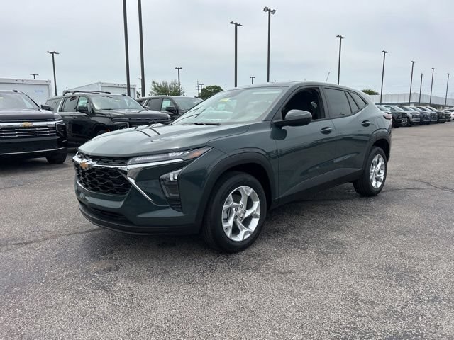 New 2026 Chevrolet Trax LS w/ LS Convenience Package FWD image 7