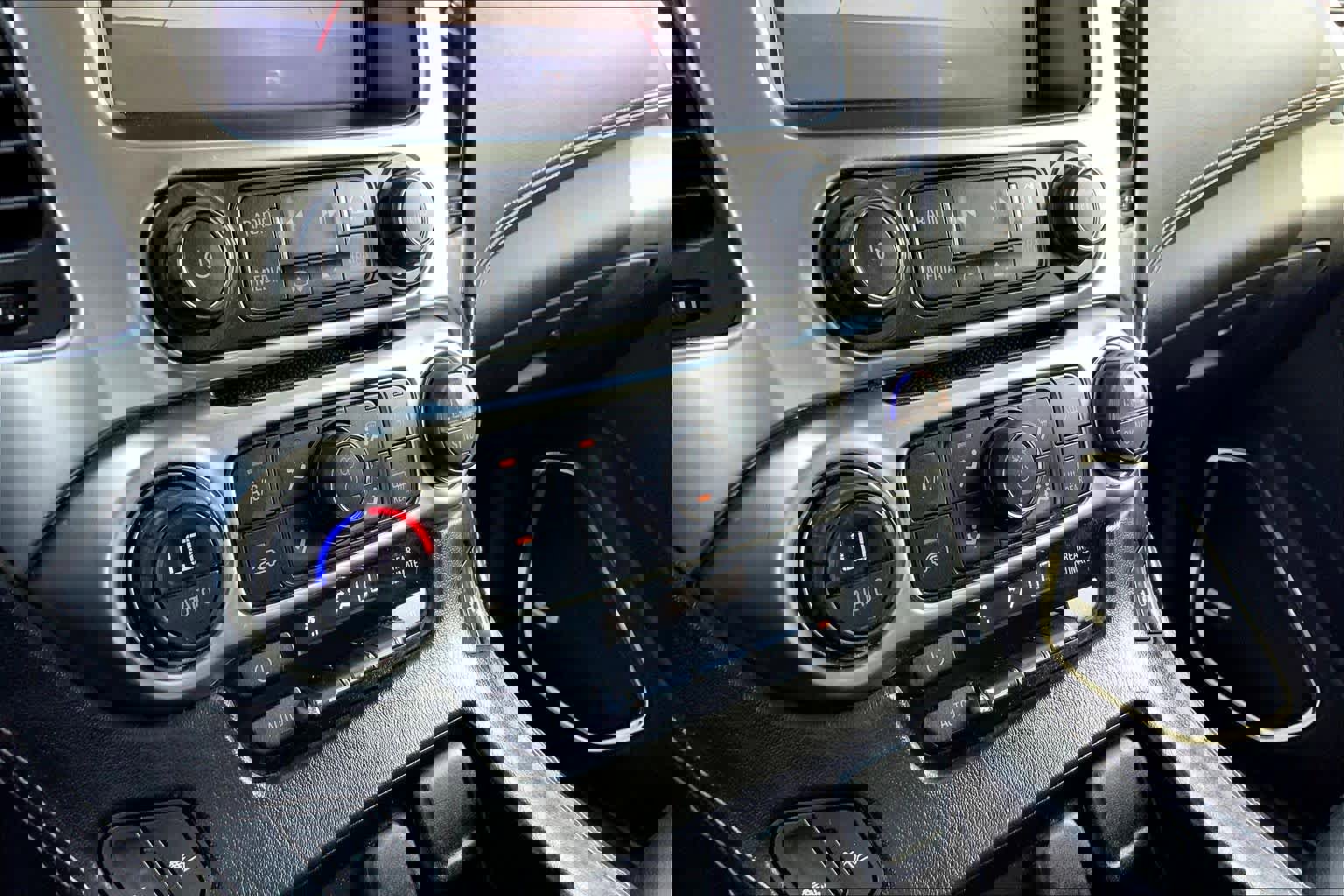 Used 2016 Chevrolet Tahoe LT w/ Luxury Package image 35