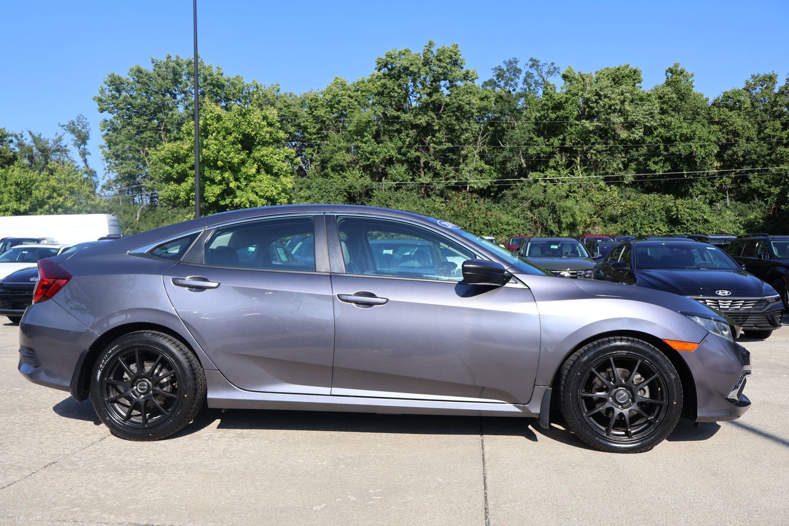 Used 2019 Honda Civic LX image 4